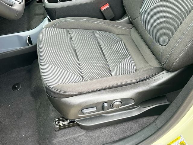 2027 Chevrolet Bolt EV LT