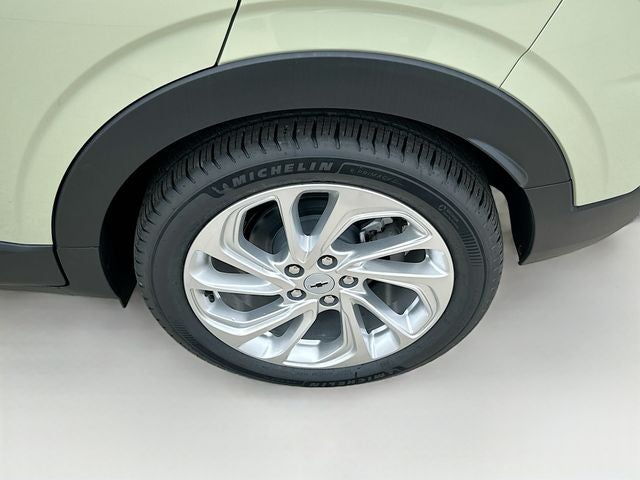 2027 Chevrolet Bolt EV LT