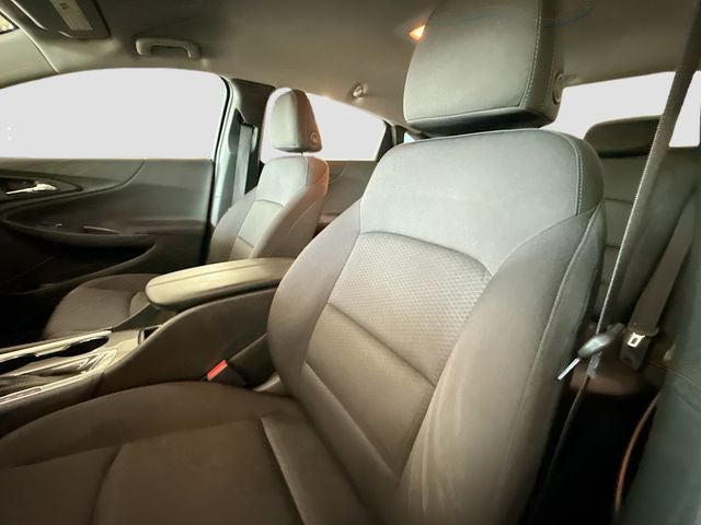 2017 Chevrolet Malibu LT 1LT