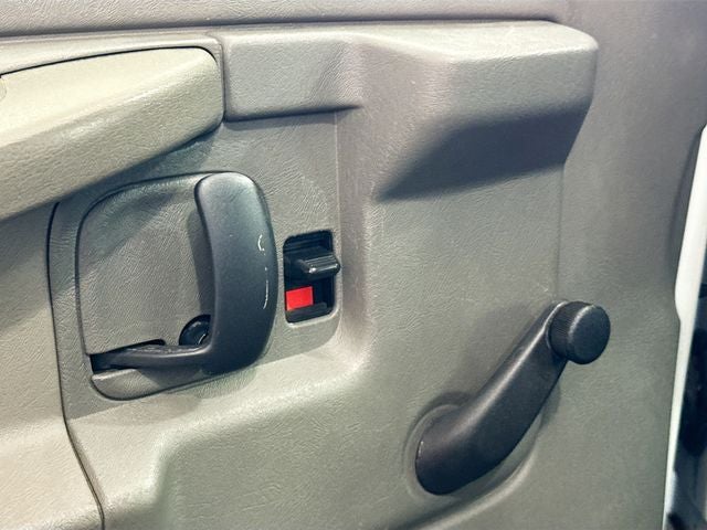 2009 Chevrolet Express 2500 Work Van Cargo