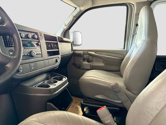 2009 Chevrolet Express 2500 Work Van Cargo