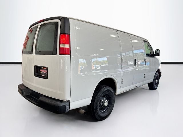 2009 Chevrolet Express 2500 Work Van Cargo
