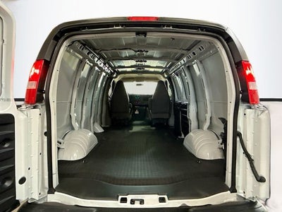 2025 Chevrolet Express 3500 Work Van Cargo