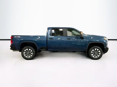 2026 Chevrolet Silverado 2500HD Custom