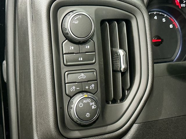 2026 Chevrolet Silverado 2500HD Custom