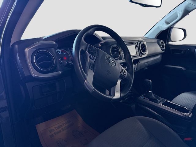2017 Toyota Tacoma SR5 W/ ONLY 31K MILES!