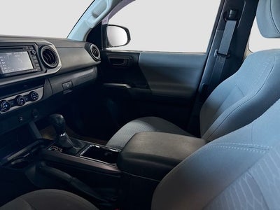 2017 Toyota Tacoma SR5 W/ ONLY 31K MILES!
