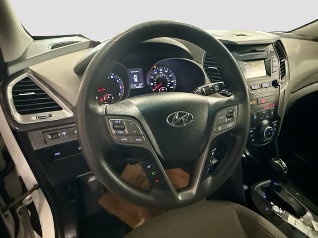 2016 Hyundai Santa Fe SE