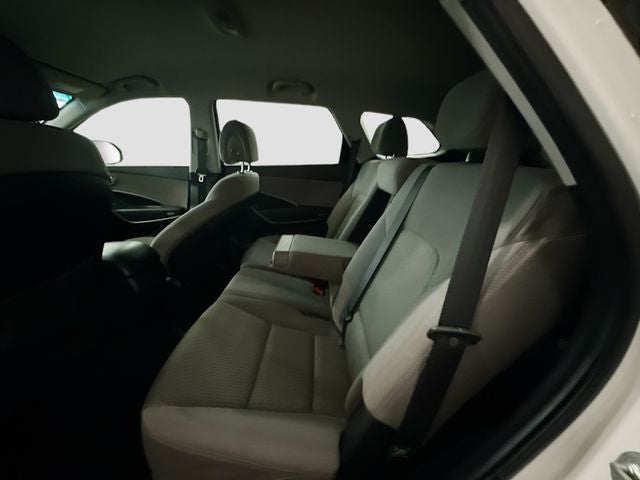 2016 Hyundai Santa Fe SE