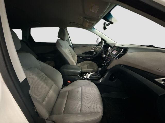 2016 Hyundai Santa Fe SE