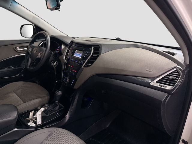 2016 Hyundai Santa Fe SE