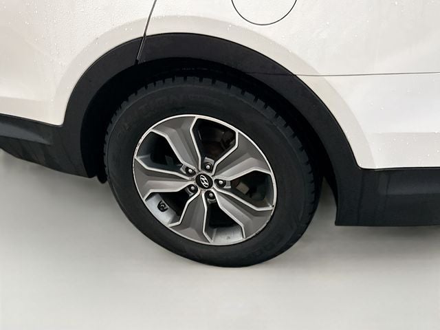 2016 Hyundai Santa Fe SE