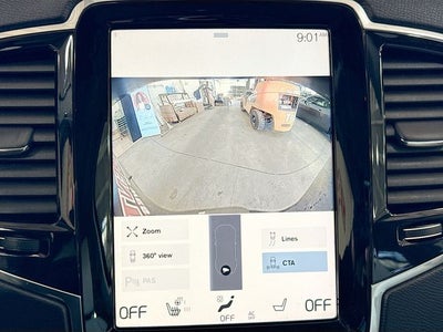 2021 Volvo XC90 T6 Momentum