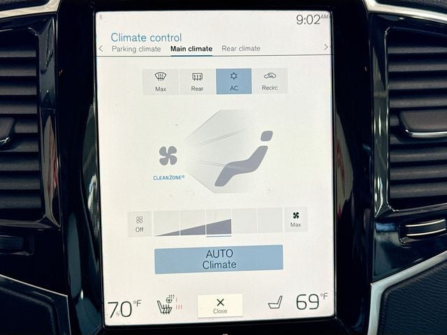 2021 Volvo XC90 T6 Momentum