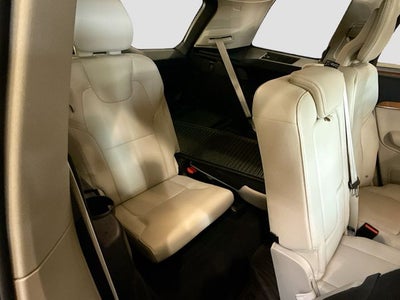 2021 Volvo XC90 T6 Momentum