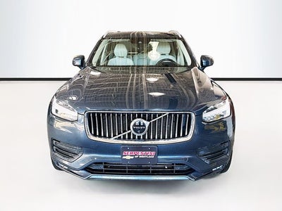 2021 Volvo XC90 T6 Momentum