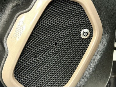 2016 Jeep Renegade Latitude 75th Anniversary Edition