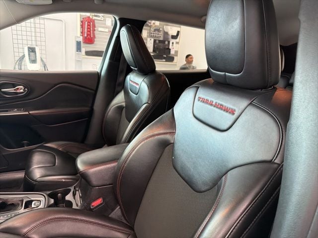 2020 Jeep Cherokee Trailhawk