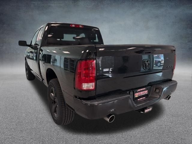 2019 RAM 1500 Classic Express 4WD