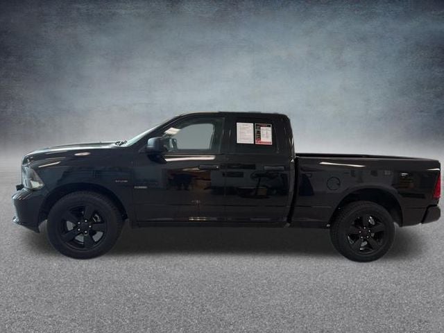 2019 RAM 1500 Classic Express 4WD