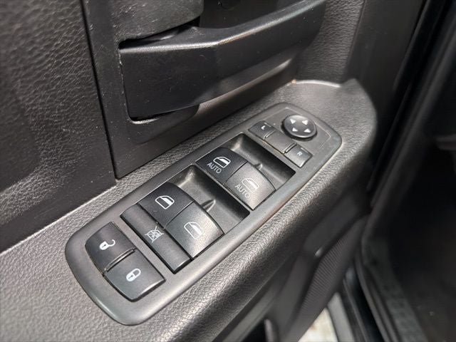 2019 RAM 1500 Classic Express 4WD