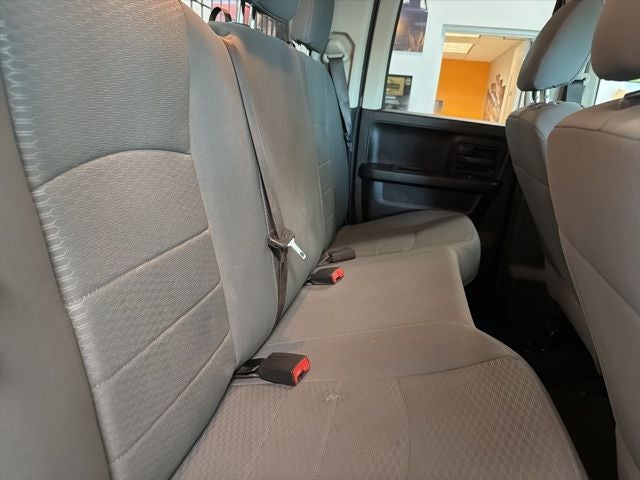 2019 RAM 1500 Classic Express 4WD