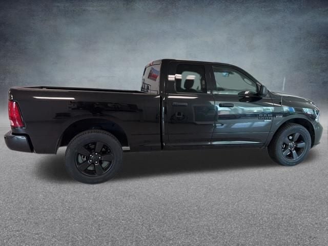 2019 RAM 1500 Classic Express 4WD