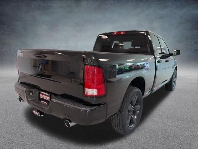 2019 RAM 1500 Classic Express 4WD
