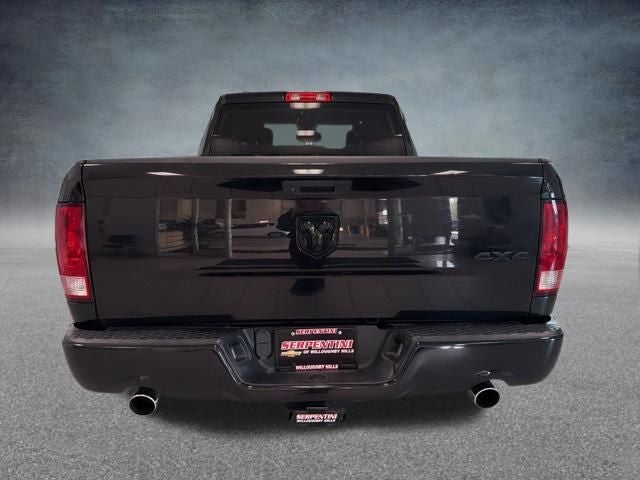 2019 RAM 1500 Classic Express 4WD