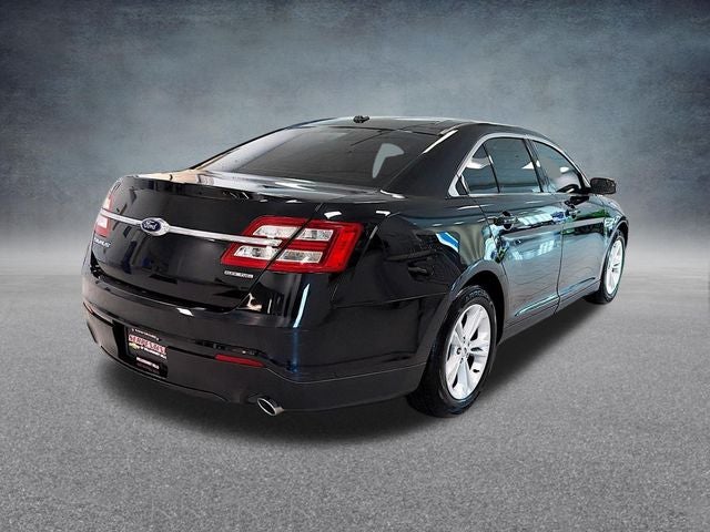 2016 Ford Taurus SE