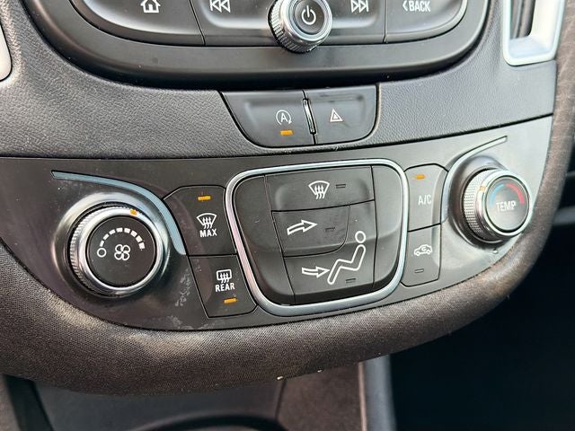 2022 Chevrolet Malibu LS 1LS