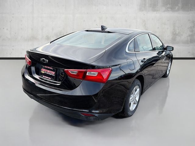 2022 Chevrolet Malibu LS 1LS