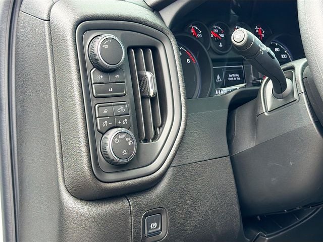 2026 Chevrolet Silverado 2500HD Custom