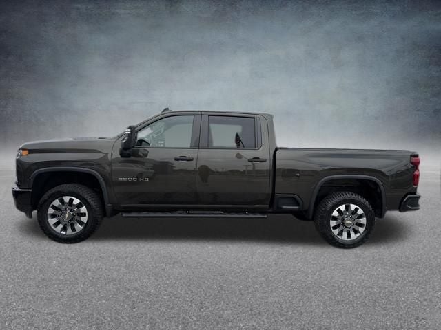 2022 Chevrolet Silverado 2500HD Custom 4WD