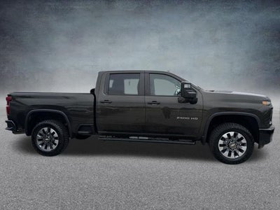 2022 Chevrolet Silverado 2500HD Custom 4WD