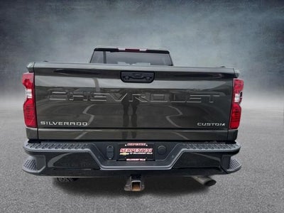 2022 Chevrolet Silverado 2500HD Custom 4WD