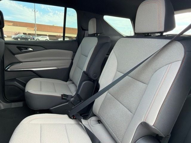 2026 Chevrolet Traverse LT - Photo 15