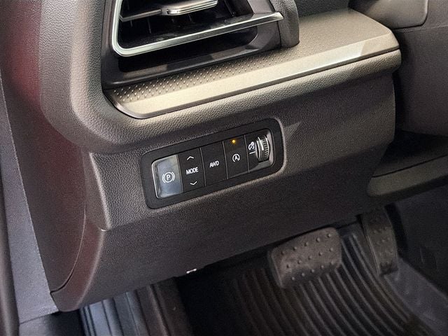 2026 Chevrolet Traverse LT 2LT