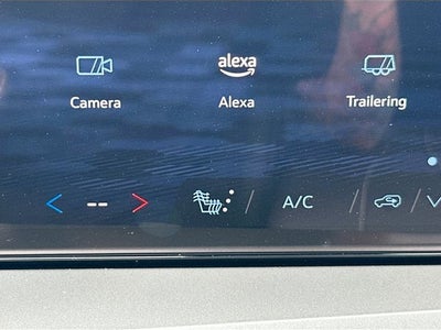 2025 Chevrolet Traverse LT 2LT