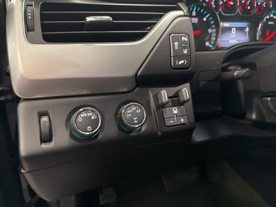2015 Chevrolet Suburban LT 4X4 W/ NAVIGATION