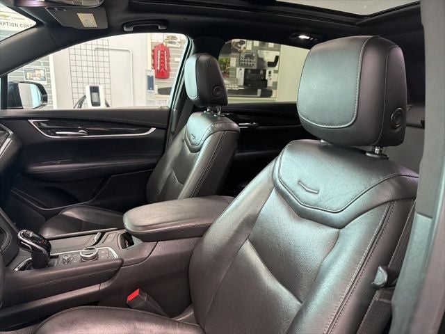 2021 Cadillac XT5 Premium Luxury AWD