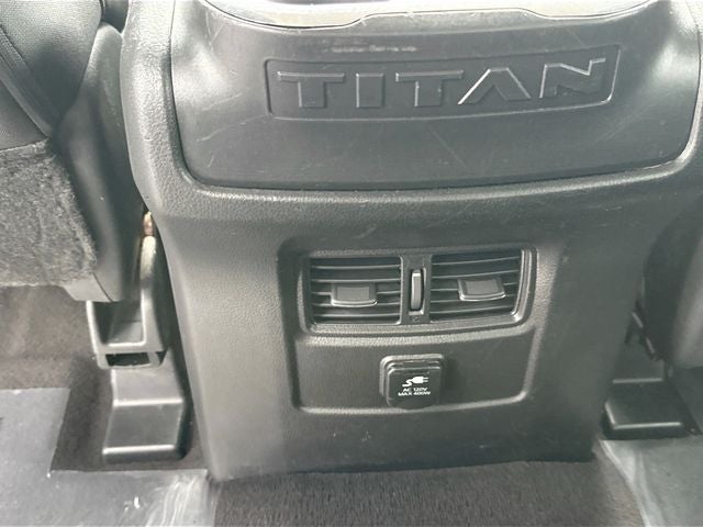 2017 Nissan Titan SV 4WD