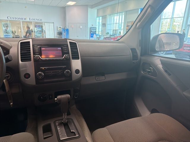 2016 Nissan Frontier SV