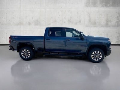 2026 Chevrolet Silverado 2500HD Custom