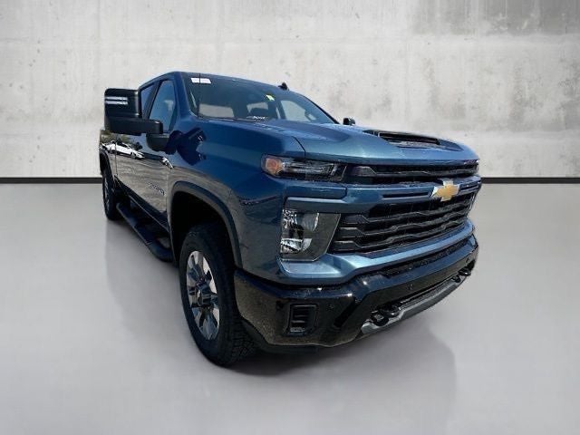2026 Chevrolet Silverado 2500HD Custom