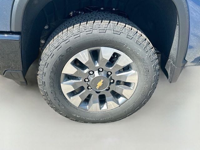 2026 Chevrolet Silverado 2500HD Custom