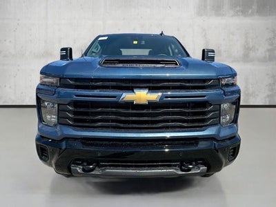 2026 Chevrolet Silverado 2500HD Custom