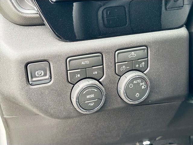 2026 Chevrolet Silverado 1500 LT LT1