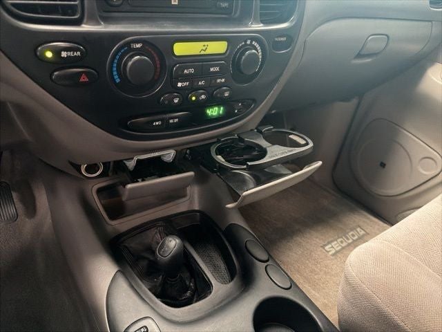 2002 Toyota Sequoia SR5 4WD