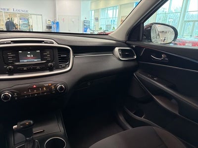 2017 Kia Sorento LX